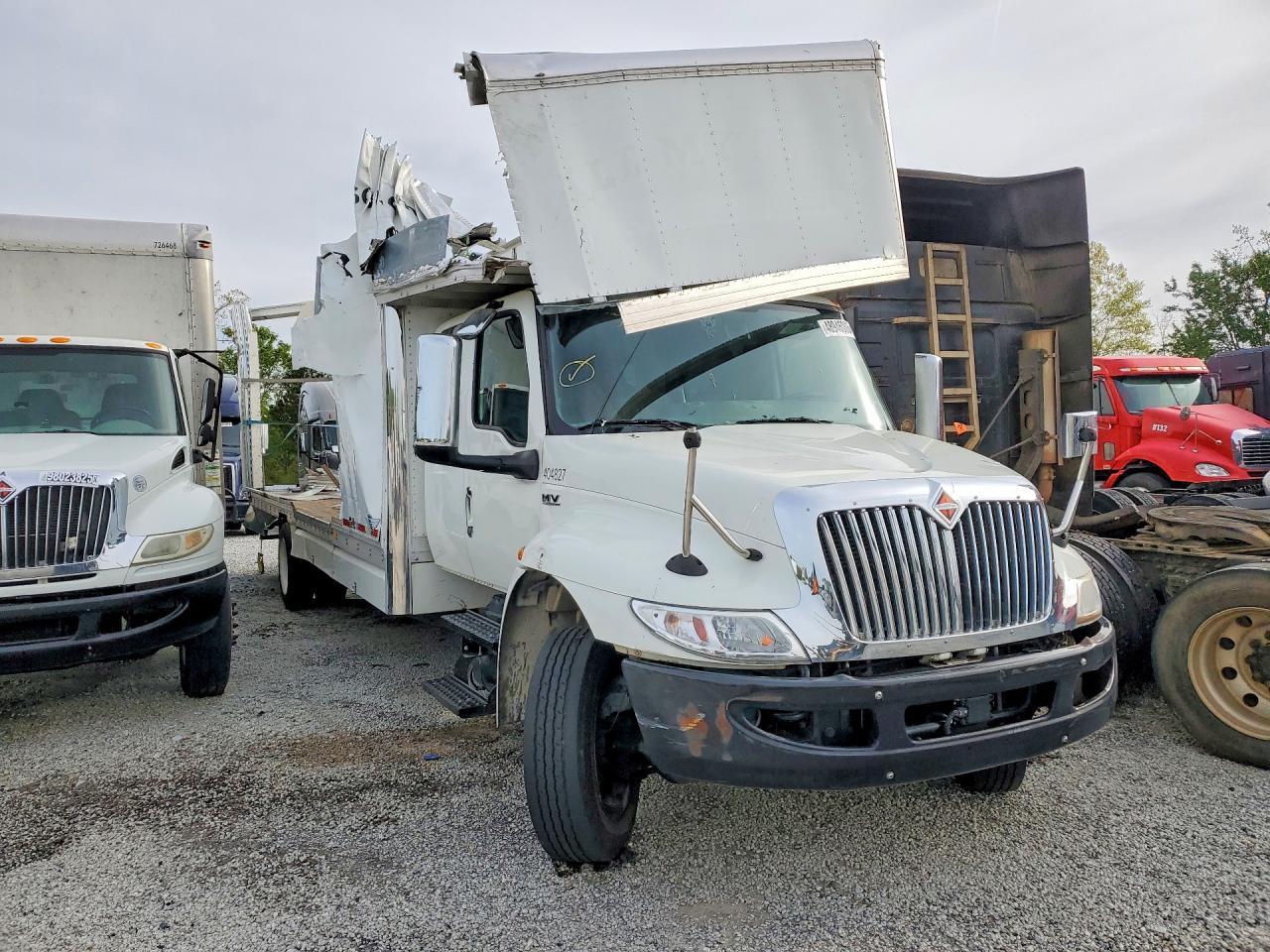 2022 International MV607 BOX Truck