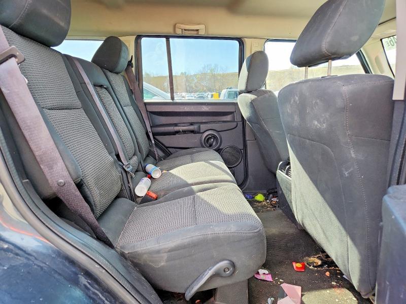 2008 Jeep Commander Sport