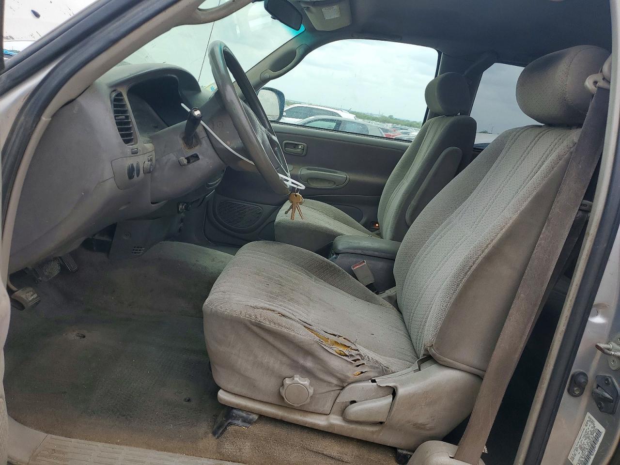 2002 Toyota Tundra SR5 V8