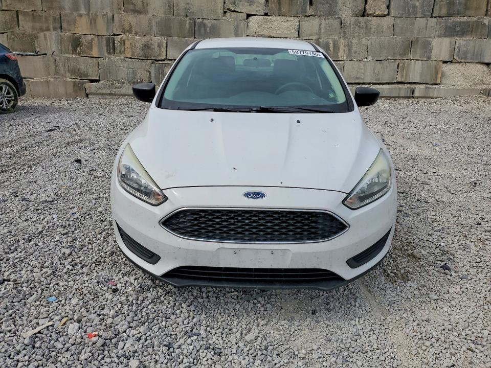 2015 Ford Focus s