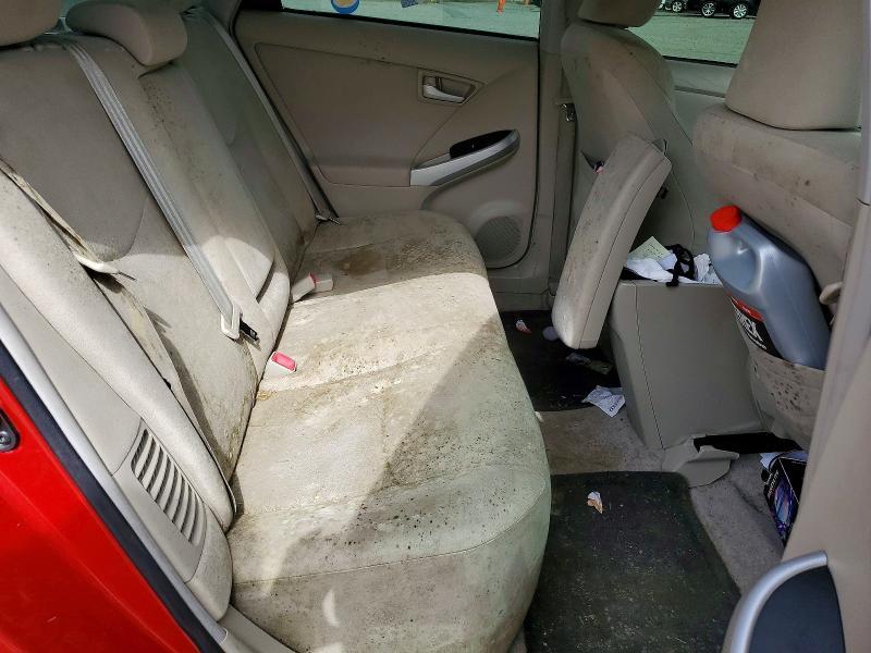 2010 Toyota Prius ii