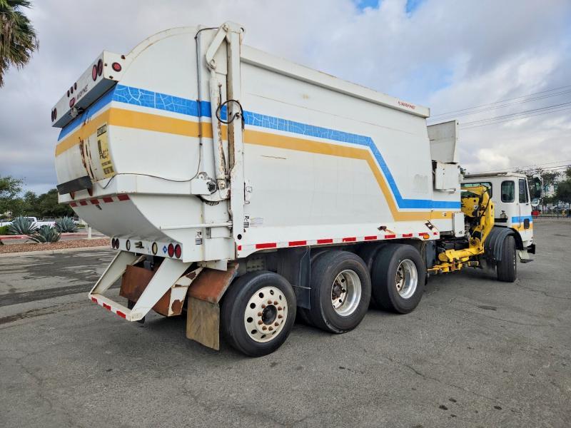 2013 Autocar Xpeditor Refuse Truck