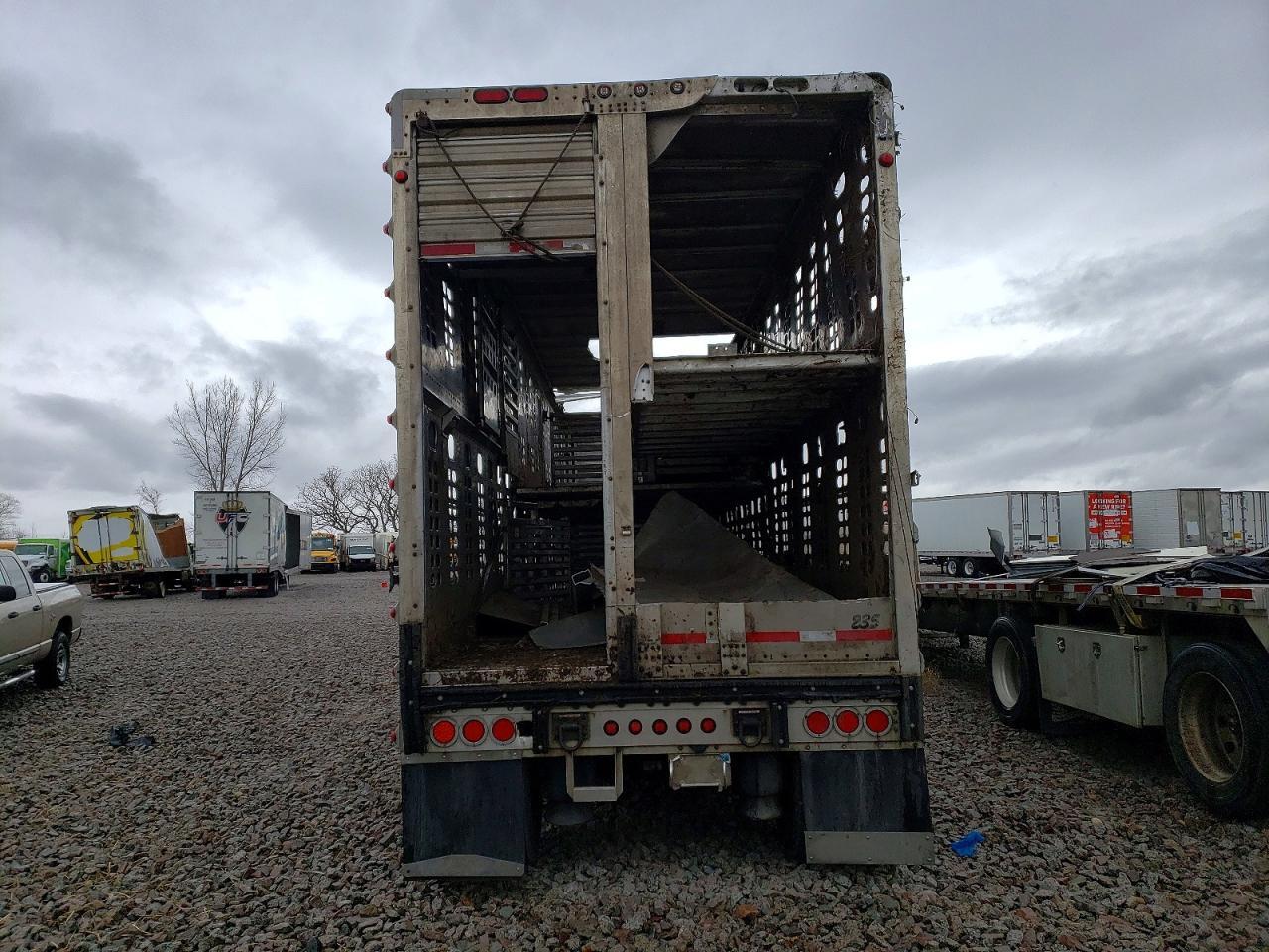 2017 Wilson 2017 Wilson PSDCL-402 Livestock Trailer