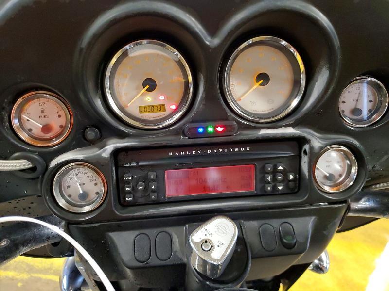 2010 Harley-Davidson Flhx