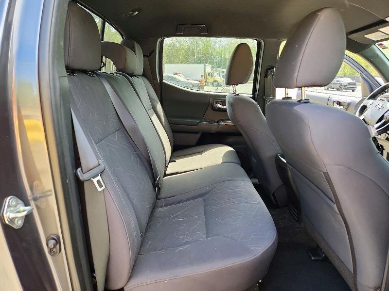 2016 Toyota Tacoma trd Off-road