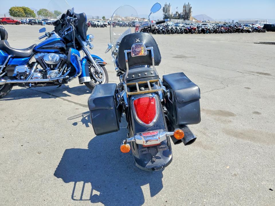 2016 Suzuki VL800