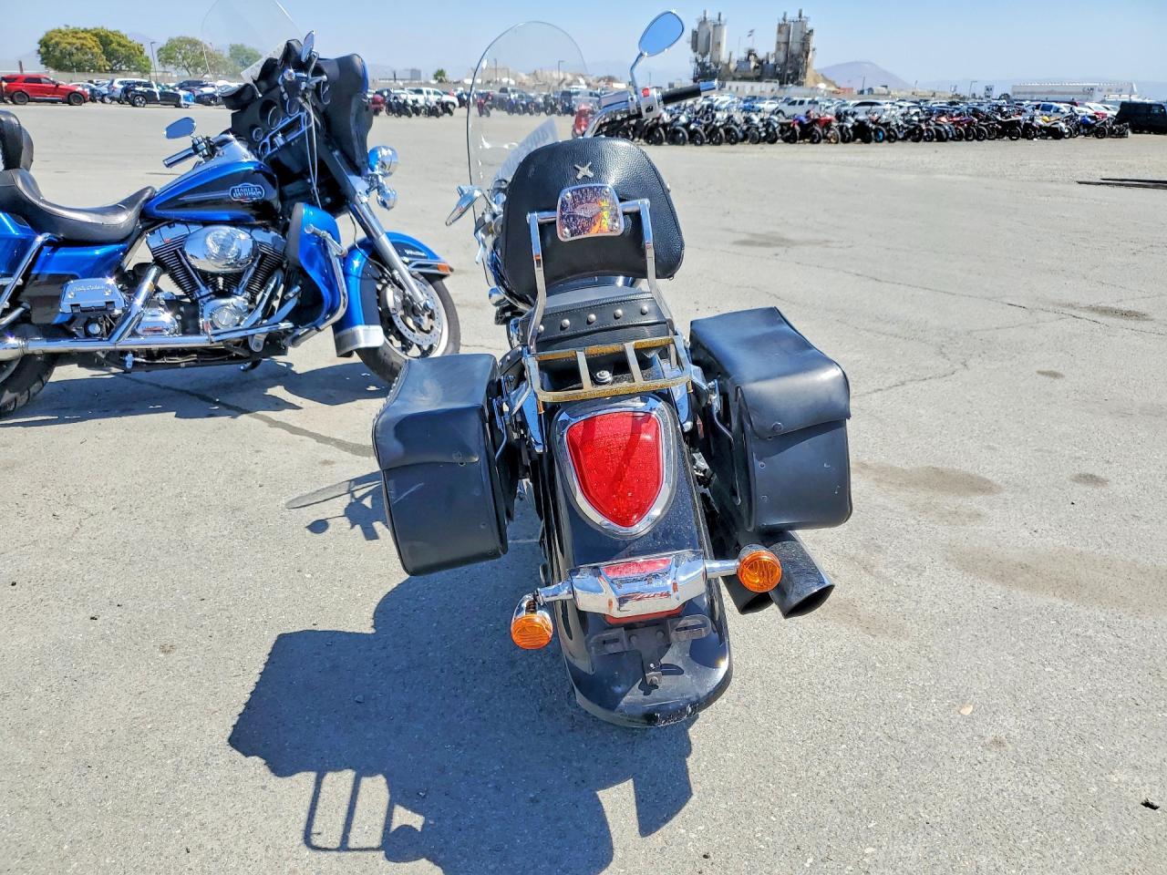 2016 Suzuki VL800