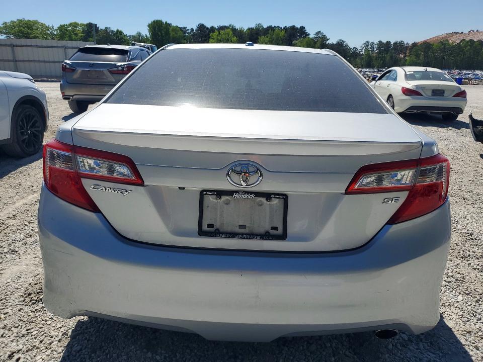 2014 Toyota Camry se