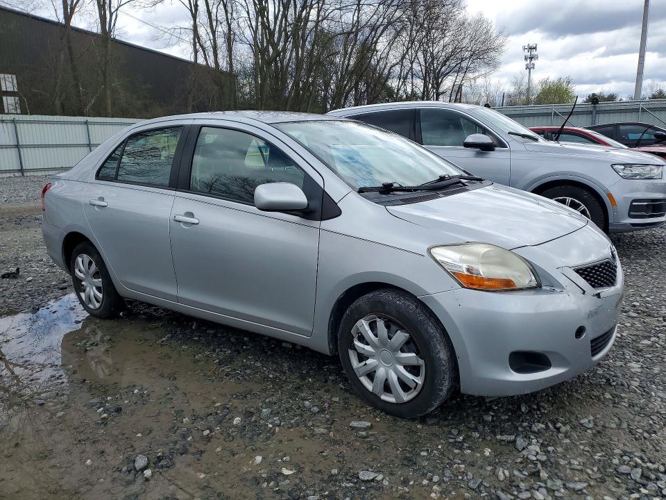 2010 Toyota Yaris Base