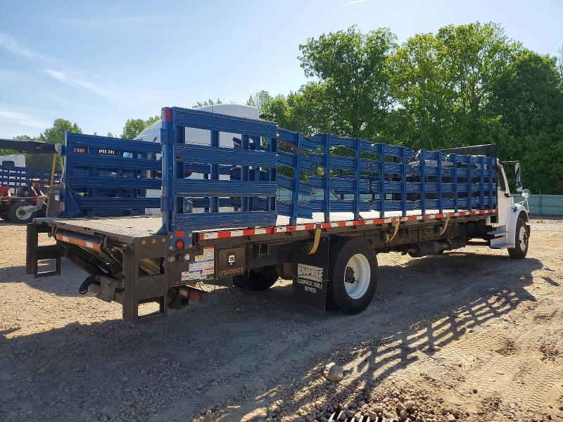 2016 Freigliner 2016 Freightliner Business Class M2 Flatbed Truck