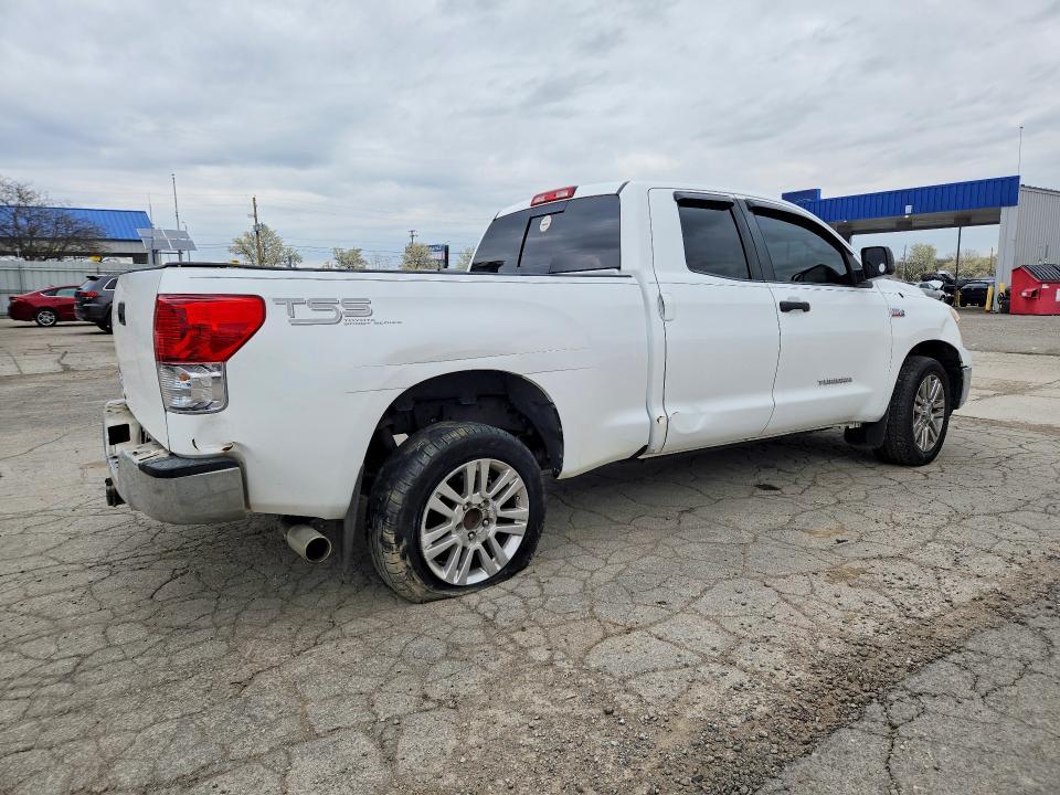 2013 Toyota Tundra Double cab SR5