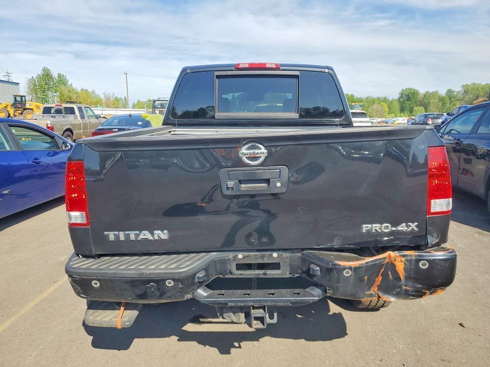 2015 Nissan Titan PRO-4X