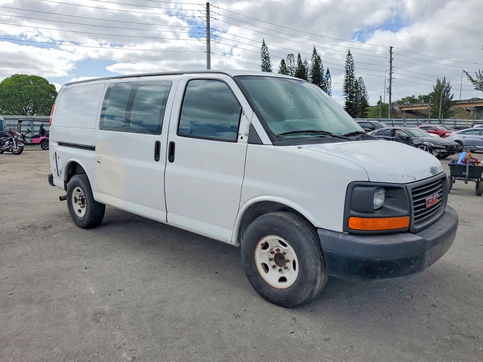 2012 GMC Savana G2500 Delivery van