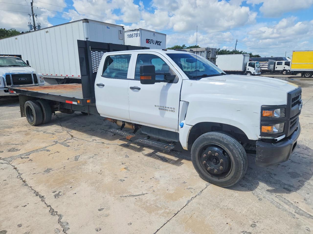 2022 Chev Silverado Medium Duty
