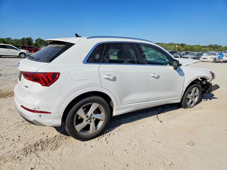 2021 Audi Q3 Premium 40