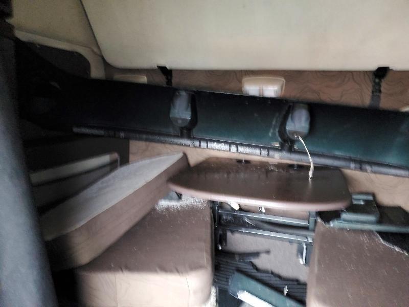 2018 Volv O VNL Semi Truck