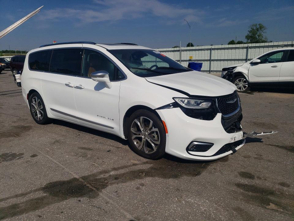 2024 Chrysler Pacifica Pinnacle