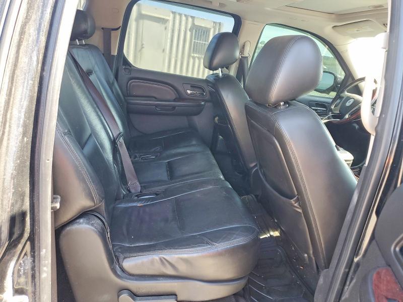 2010 Cadillac Escalade esv Premium