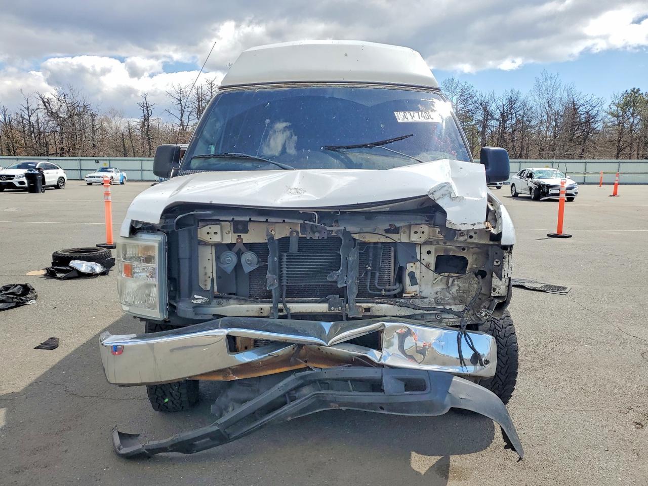 2010 Ford Econoline E250 Van