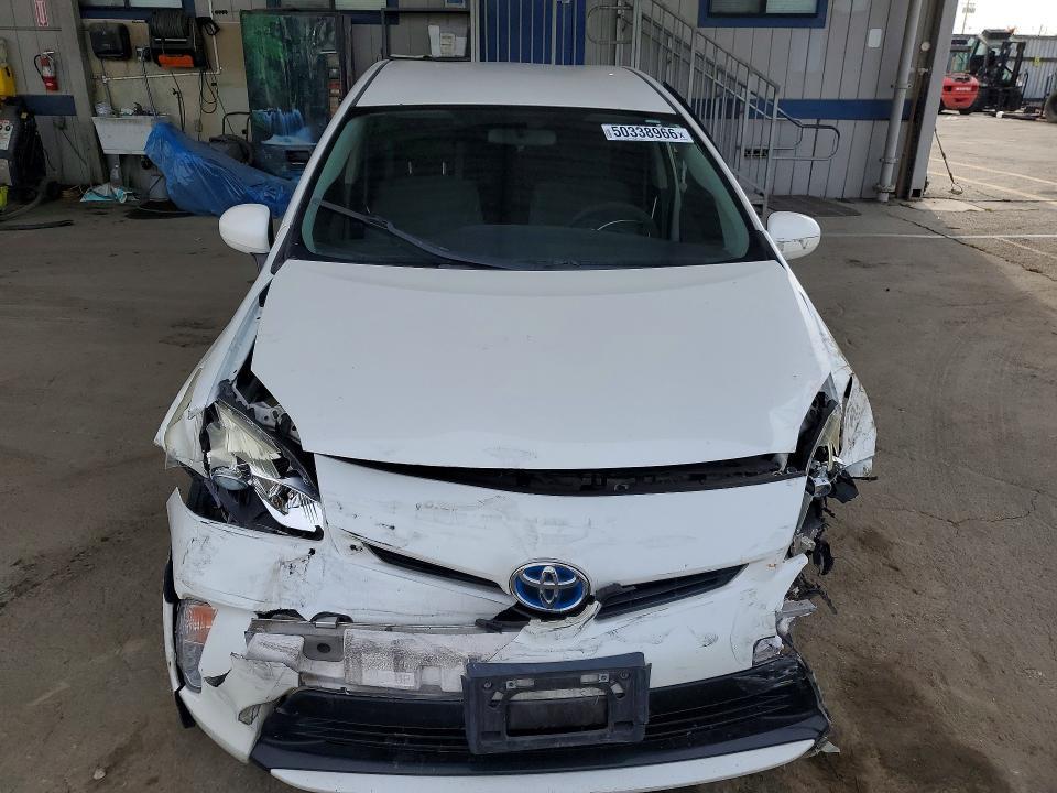 2014 Toyota Prius two