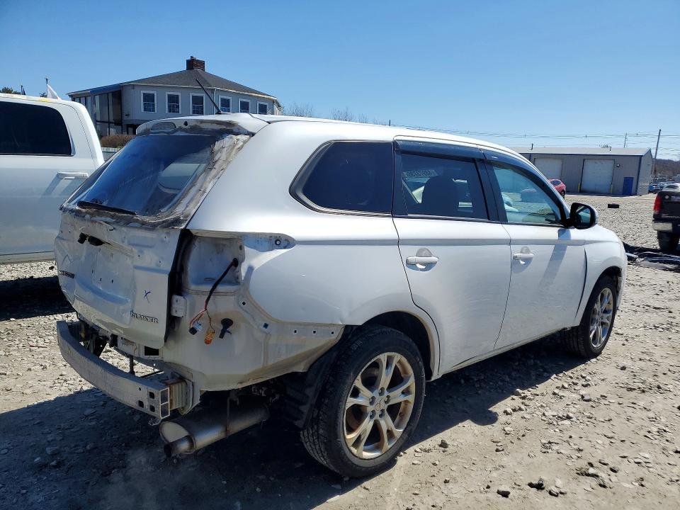 2014 Mitsubishi Outlander se