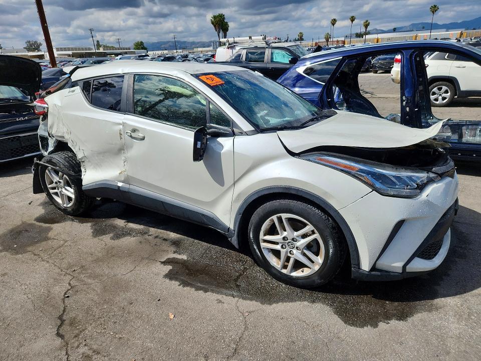 2021 Toyota C-hr le