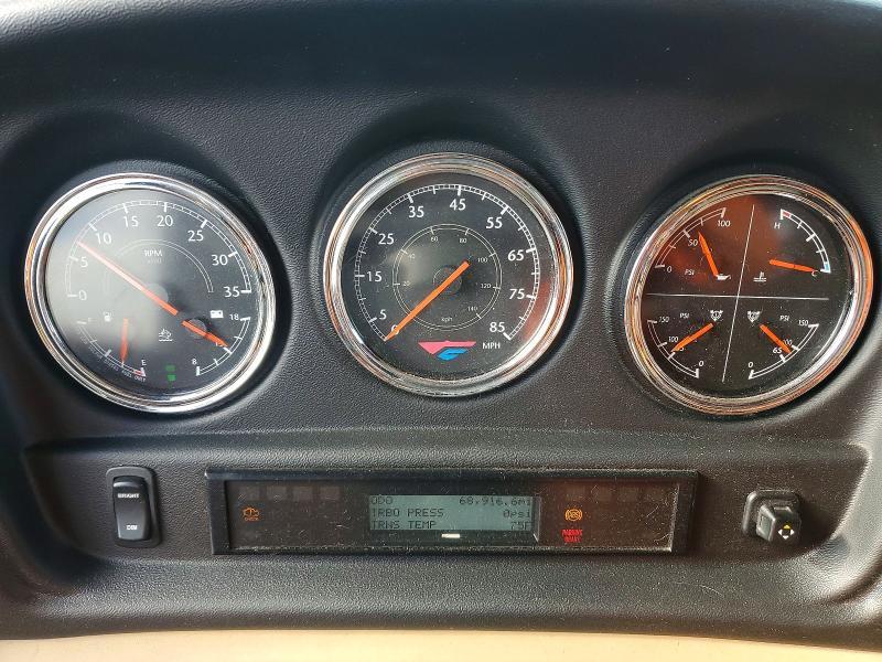 2015 Discovery Overy RV