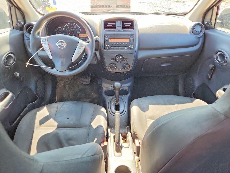2015 Nissan Versa 1.6 s Plus