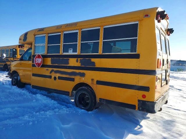 2010 Chev Express Cutaway G4500