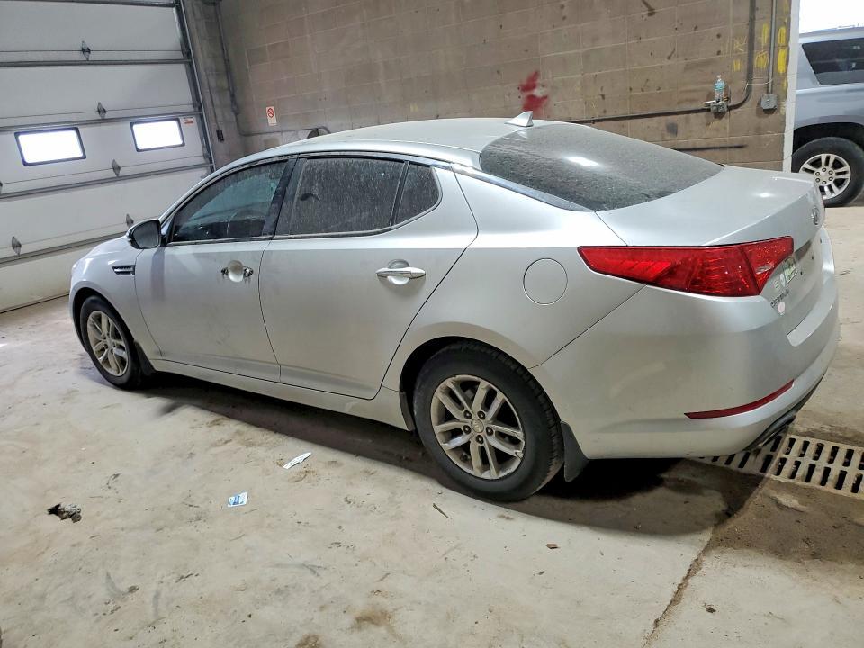2012 KIA Optima lx