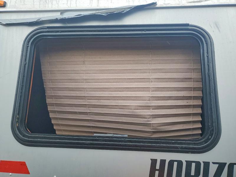 2013 Sundowner Horse Trailer