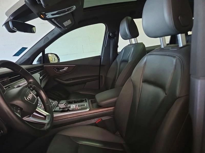 2020 Audi Q7 Premium Plus