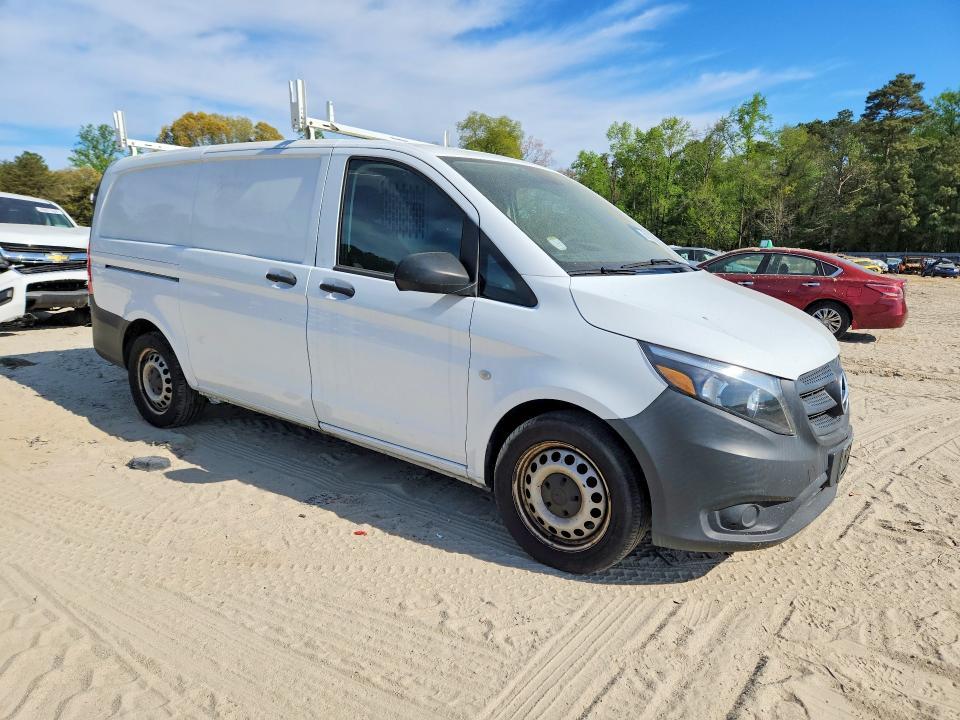2017 Mercedes-Benz Metris