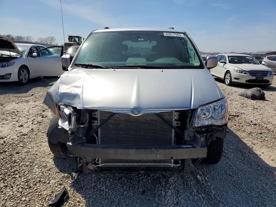 2010 Chrysler Town & Country Touring