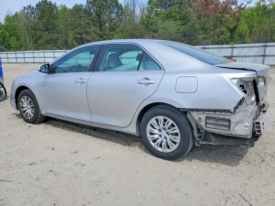 2012 Toyota Camry le