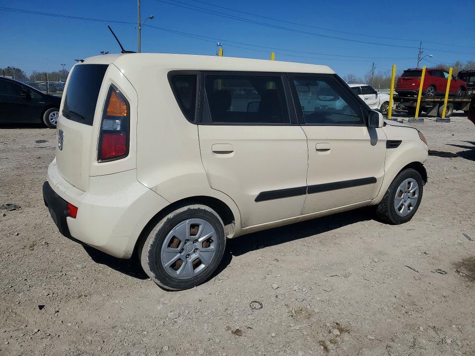 2010 KIA Soul +