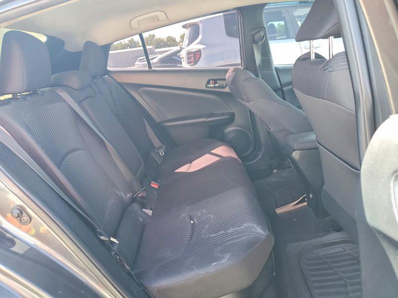 2016 Toyota Prius two