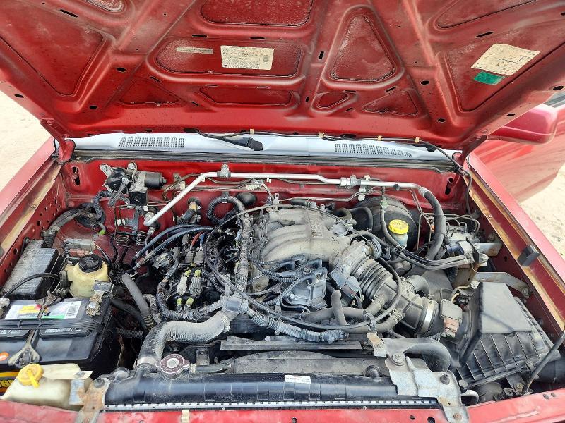 2001 Nissan Frontier XE