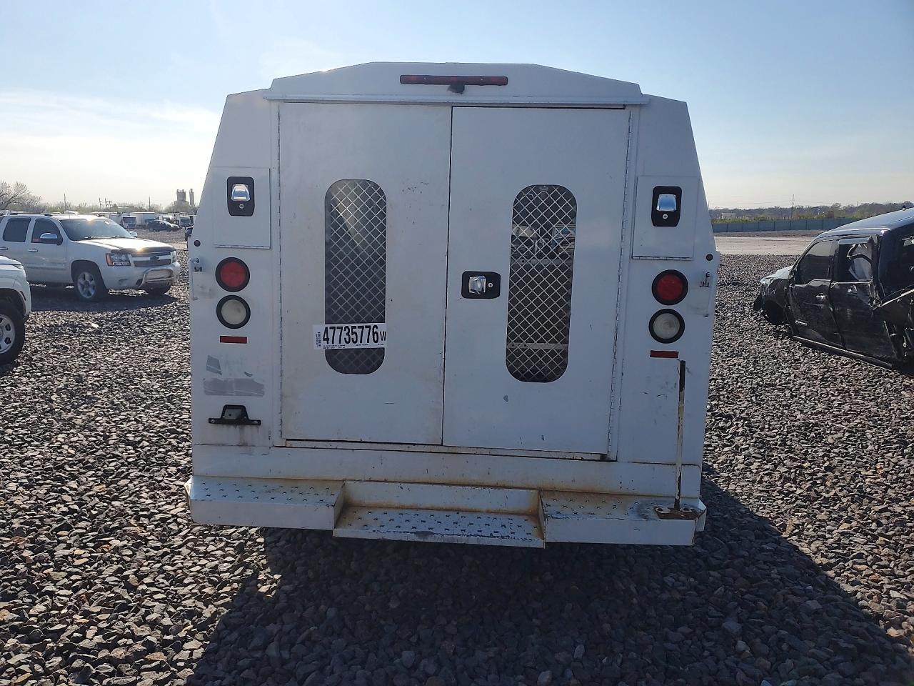 2015 Ford E350 Utility / Service Truck