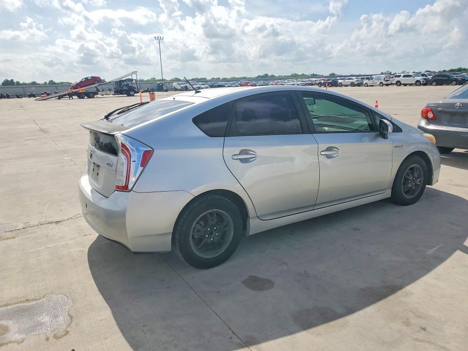 2013 Toyota Prius two