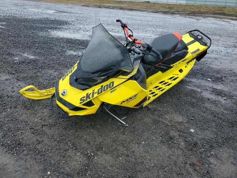 2020 Skidoo MXZ