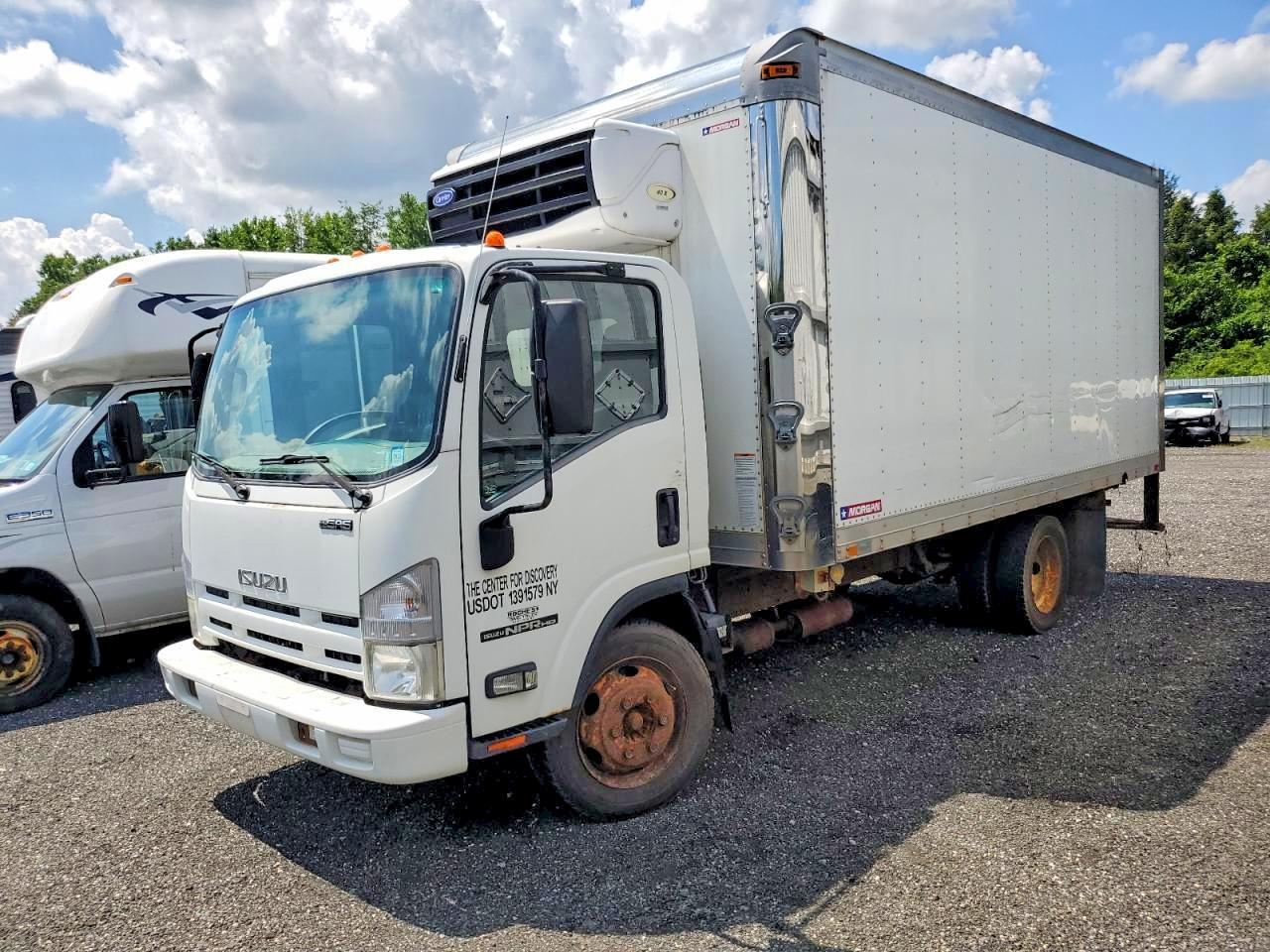 2015 Isuzu NPR HD