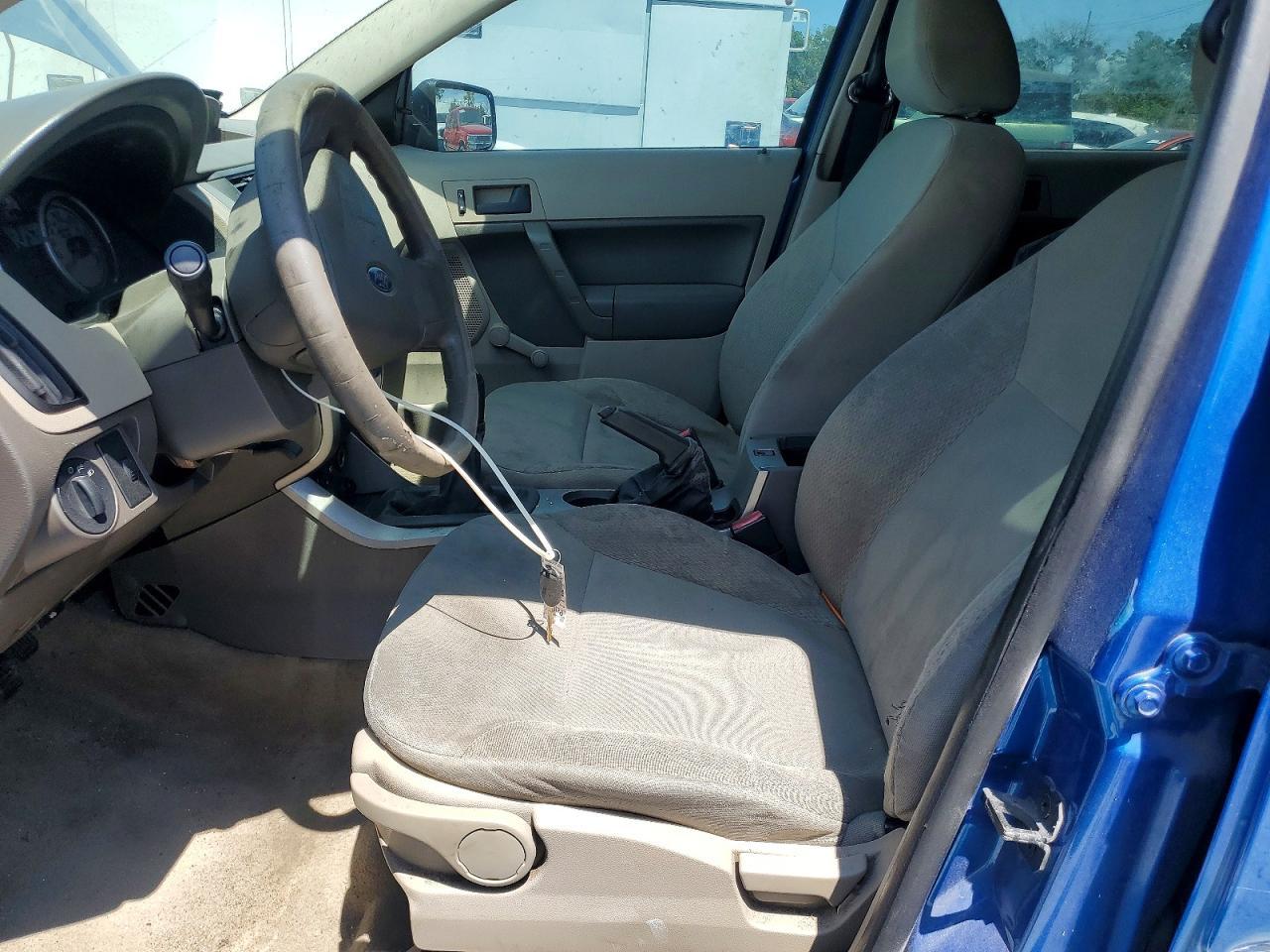2011 Ford Focus s