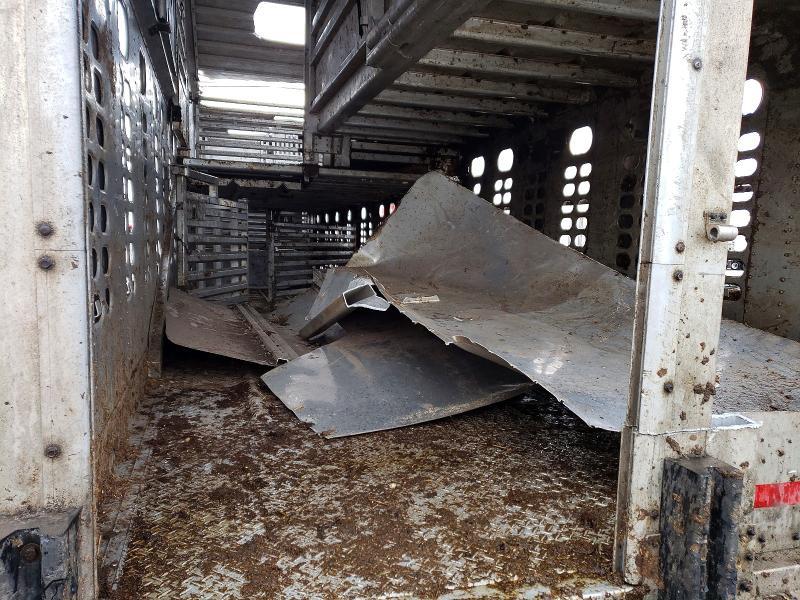 2017 Wilson 2017 Wilson Psdcl-402 Livestock Trailer