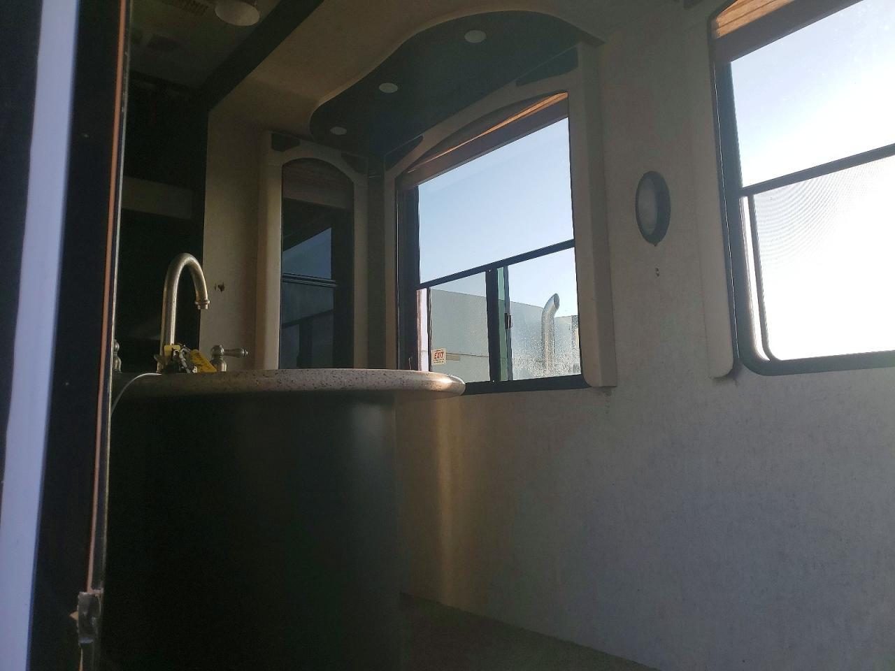 2014 Heartland Road Warrior Camper