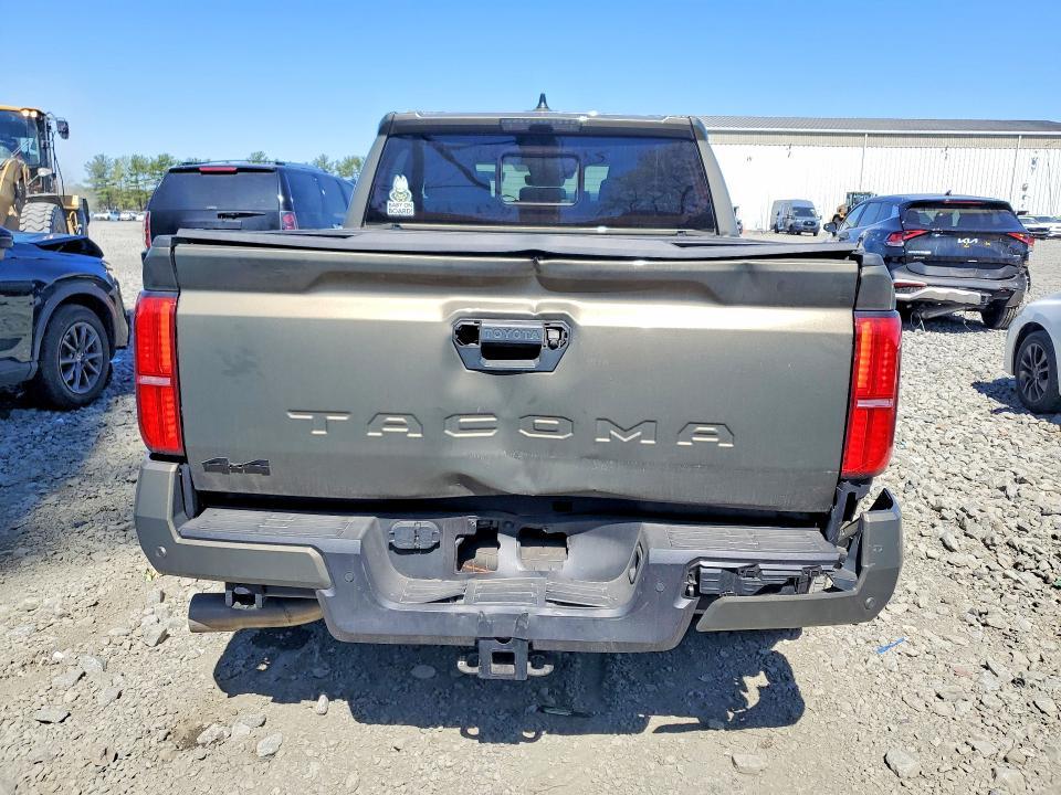 2025 Toyota Tacoma trd Sport