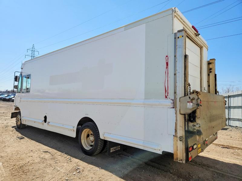 2010 Freightliner MT45G Chassis Delivery Truck