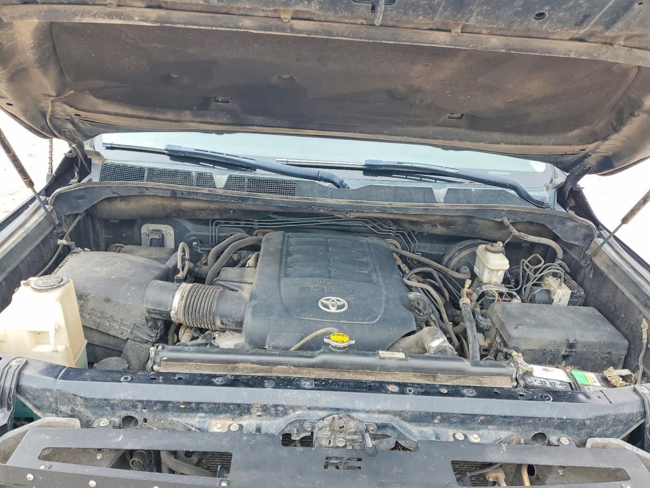 2014 Toyota Tundra Crewmax Platinum