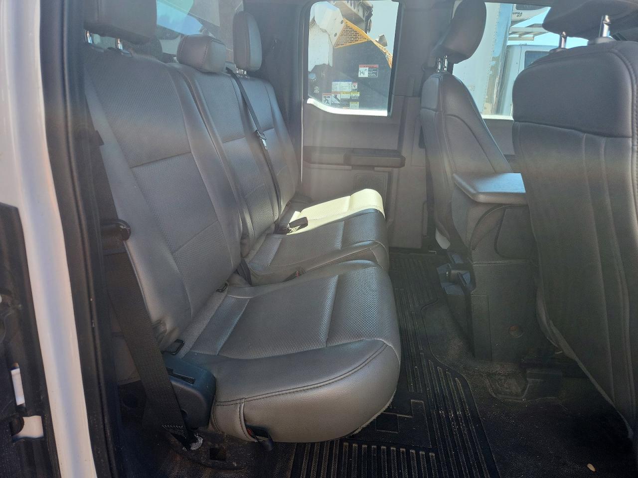 2022 Ford F350 Super Duty Dump Truck