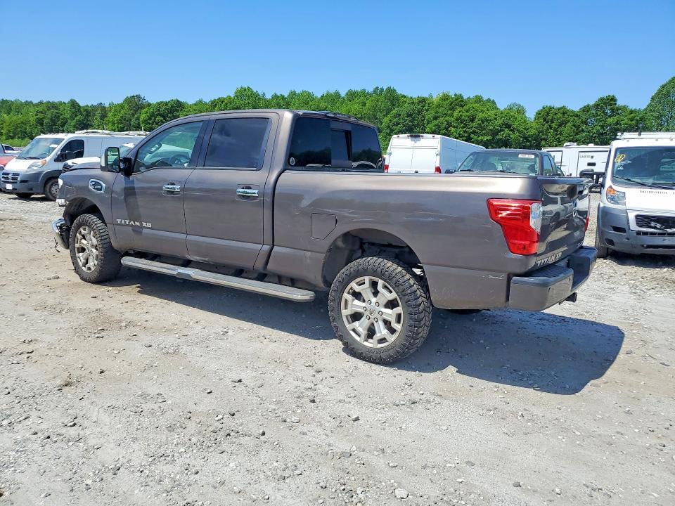 2016 Nissan Titan XD SL